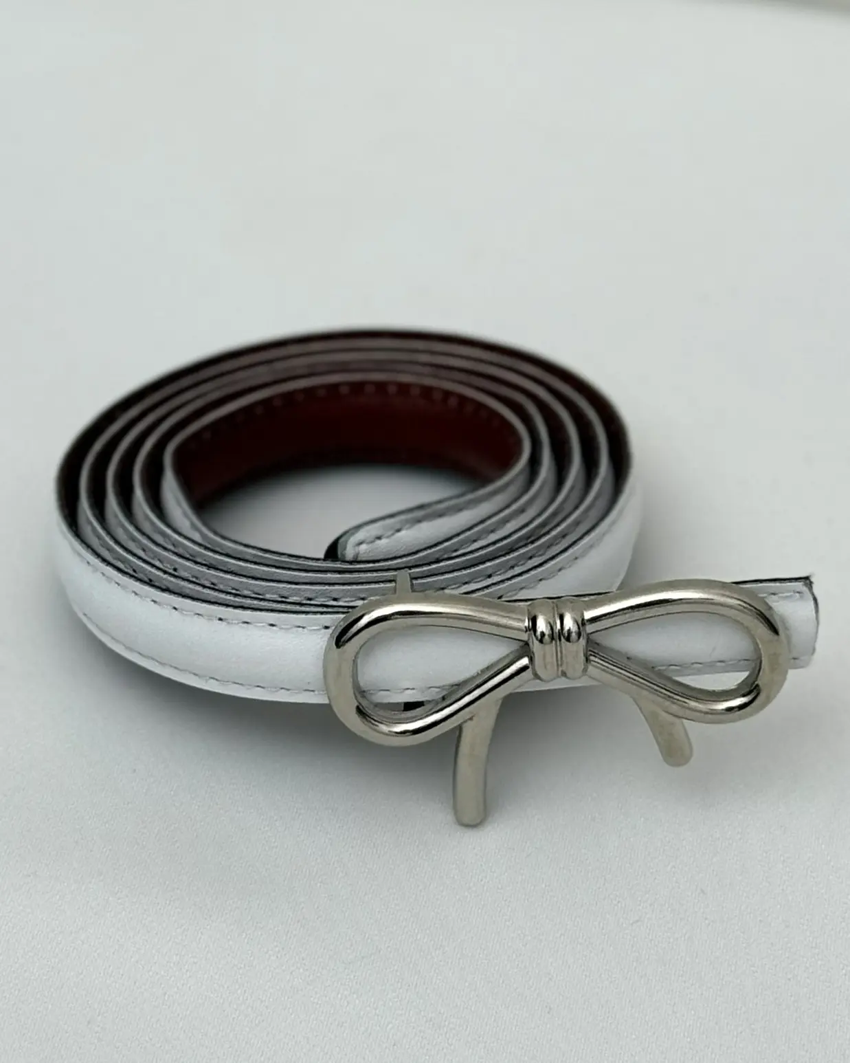 کمربند زنانه چرم سگک پاپیونی